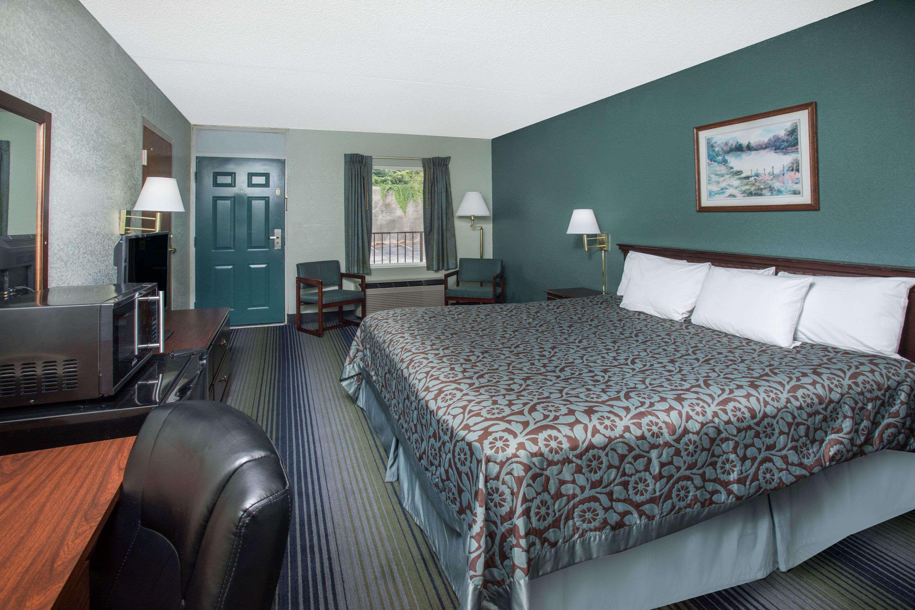 Days Inn By Wyndham Harrison Buitenkant foto