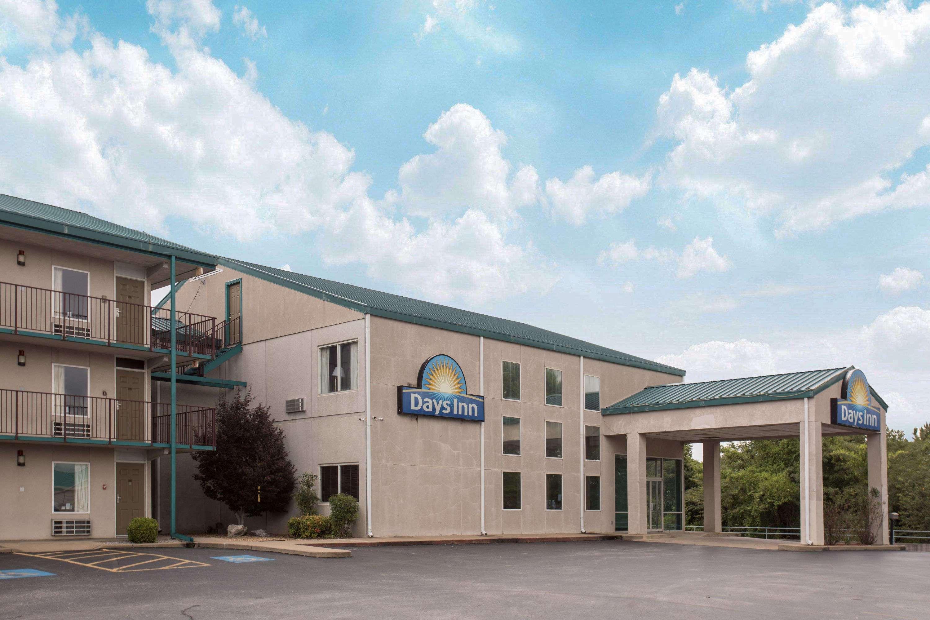 Days Inn By Wyndham Harrison Buitenkant foto
